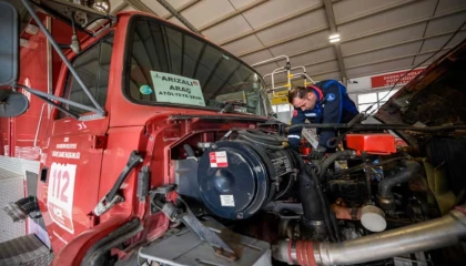 İzmir Büyükşehir’den itfaiye araçlarına güçlü lojistik destek