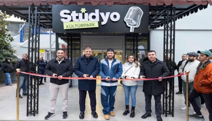 İzmir’de Stüdyo Kültürpark gençlere kapılarını açtı