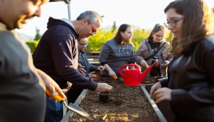İzmir’de tohumdan toprağa, topraktan sofraya