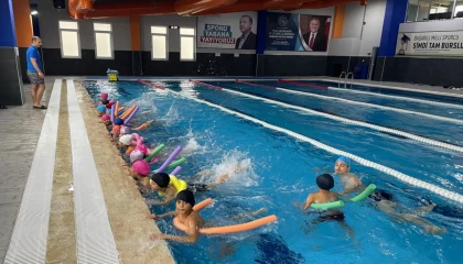 Keşan’da ’Yüzme Bilmeyen Kalmasın’ projesiyle binlerce kişiye ücretsiz eğitim