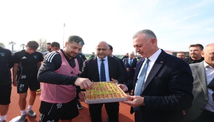 Kocaelispor’a Başkan Büyükakın’dan moral veren ziyaret