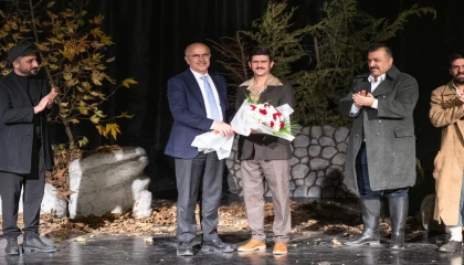 Malatya’da ‘Pusuda’ tiyatro oyunu beğeni topladı