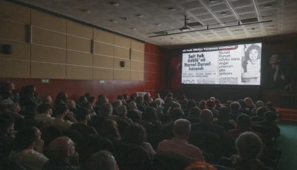 Mersin’de “Biz Radyoyu Çok Sevdik” belgeseli büyük ilgi gördü