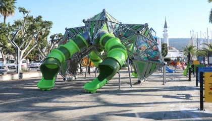 Muğla’da çocuklara modern ve güvenli oyun alanı