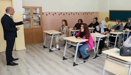 Okul-Aile iş birliğini güçlendiren eğitimler... Aile Okulu’ndan 150 bin veli faydalandı