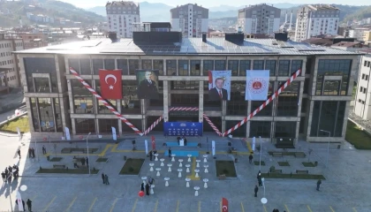 Trabzon Araklı’ya modern adalet binası törenle açıldı