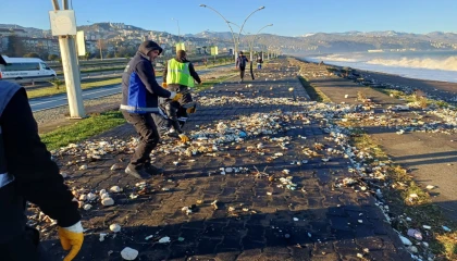 Trabzon Büyükşehir’den Ayasofya sahiline hızlı müdahale