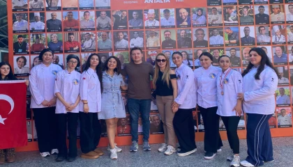 Uluslararası Gastronomi Buluşmasında İzmir’in mesleki eğitim zaferi