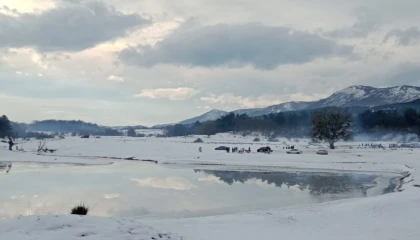 Ağlan Göleti kış güzelliğiyle büyüledi
