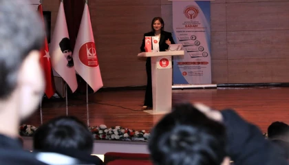 Ankara Keçiören’de gençlere bağımlılıkla mücadele sempozyumu