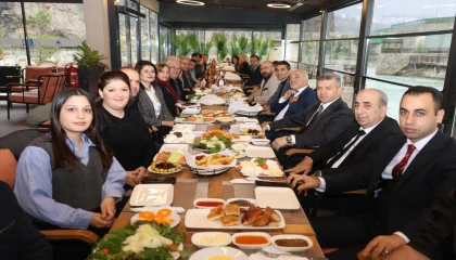 Artvin Valisi Turan Ergün gazetecilerle bir araya geldi