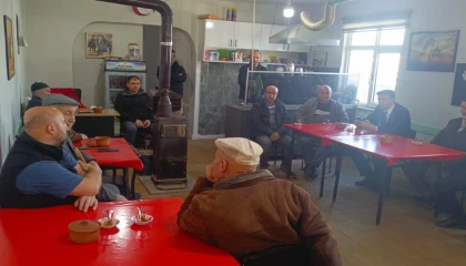 Bilecik’te Pazaryeri Kaymakamı Kara, Gümüşdere’de halkla buluştu