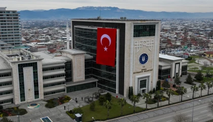 Bursa Büyükşehir, şehri Türk bayraklarıyla donatıyor