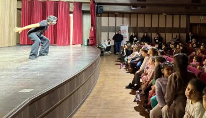 Bursa İnegöl’de Tiyatro Festivali coşkusu sürüyor