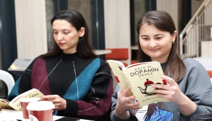 Bursa Osmangazi’de kitapseverlerden birlikte okuma keyfi