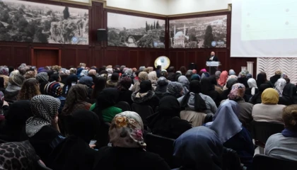 Bursa Yıldırım’da kadınlara e-ticaret desteği