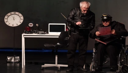 Bursa Yıldırım’da tiyatro gösterisiyle sanatseverler buluştu