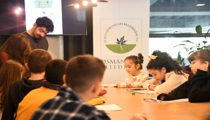 Bursa’da çocuklar Osmangazi’de sanat dolu günler yaşıyor