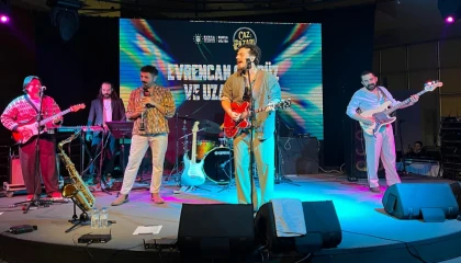 Bursa’da Evrencan Gündüz ile ’Caz Pazarı’