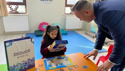 Bursa’da öğrencilerin karne heyecanı