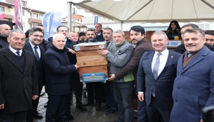 Bursa’dan dağ yöresine arı kovanı desteği
