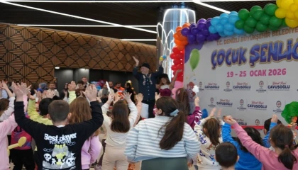 Denizli Büyükşehir’in çocuk şenliği coşkuyla başladı