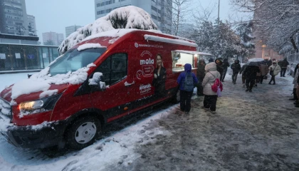 İstanbul Bakırköy’de karda sıcak çorba keyfi
