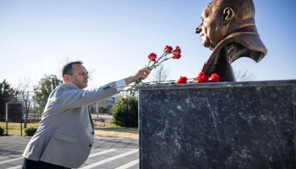 İzmir Bornova’dan Denktaş’a vefa