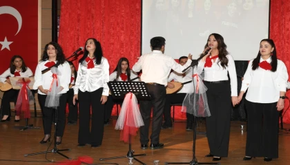 İzmir Çiğli’de türkü rüzgarı!