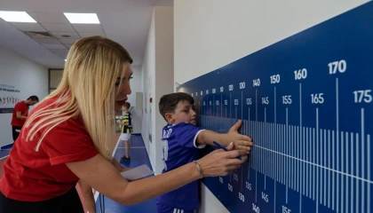 İzmir sporda hız kesmiyor