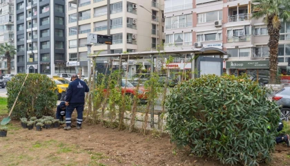 İzmir yeşil duraklarla kente nefes oluyor