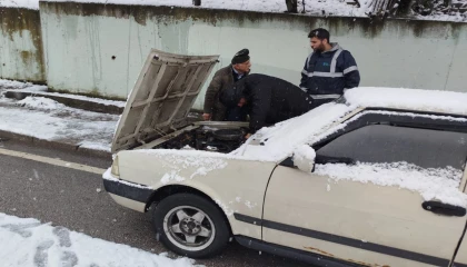 İzmit Belediyesi kar mesaisinde!