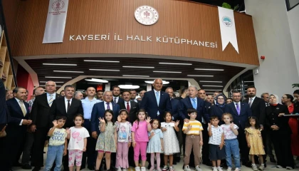 Kayseri Büyükşehir kütüptanelerine ziyaretçi akını