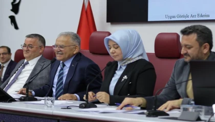 Kayseri Büyükşehir Meclisi’nden Elitaş’a vefa