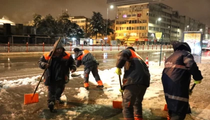 Kayseri Melikgazi karla mücadele için sahada