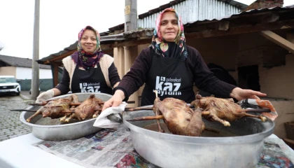 Kocaeli’de 200 yıllık gelenek Kaz Bayramı öncesi imece bereketi