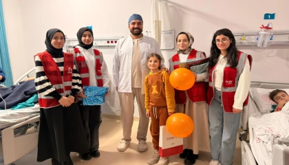 Mardin ÖNDER’den Eğitim ve Araştırma Hastanesi’ne moral ziyareti