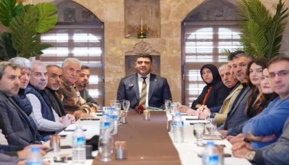 Mardin’de AK Parti İl Başkanı Üncü gazetecilerle buluştu