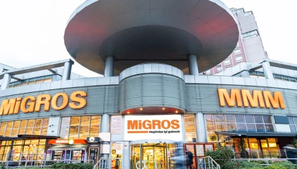 Migros dağıtım merkezlerindeki çalışanları kadroya aldı