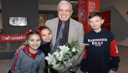 Minik İpek davet etti, Başkan Şadi Özdemir kırmadı