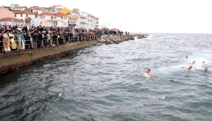 Mudanya Tirilye’de denizden haç çıkarma töreni yapıldı