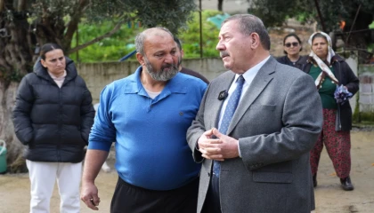 Muğla Milas’ta evi yanan aileye Başkan Topuz’dan konteyner ve ev tadilatı sözü