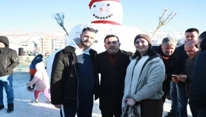 Nevşehir Belediyesi’nden ’kardan adam’ mutluluğu