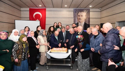 Osmangazi Belediyesi Alzheimer Gündüz Bakım Evi 3. yılını kutladı