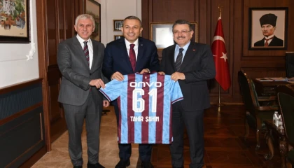 Trabzon’da Başkan Genç Vali Şahin’i ziyaret etti