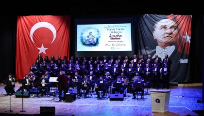 “Türkü Türkü Türkiyem Hemdem” konseri büyük beğeni topladı