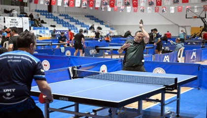 Veteran sporcular Mersin’de buluştu