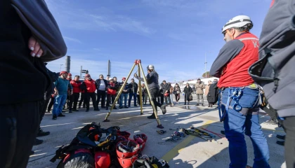 Afetlerde mahsur kalan hayvanlar unutulmayacak... Uygulamalı eğitim İzmir’de yapıldı