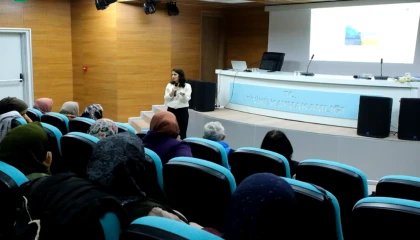 Antalya’da ’Çevre Dostu Çiftçi Kart’ tanıtıldı