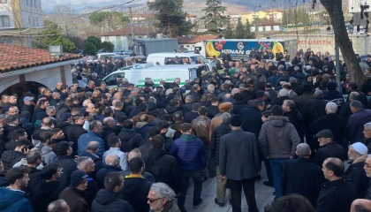 Antalya’daki kazada hayatını kaybeden gençler Bilecik’te toprağa verildi